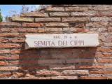 02832 ostia - regio v - semita dei cippi ri sueden - ecke via dei molini - schild.jpg